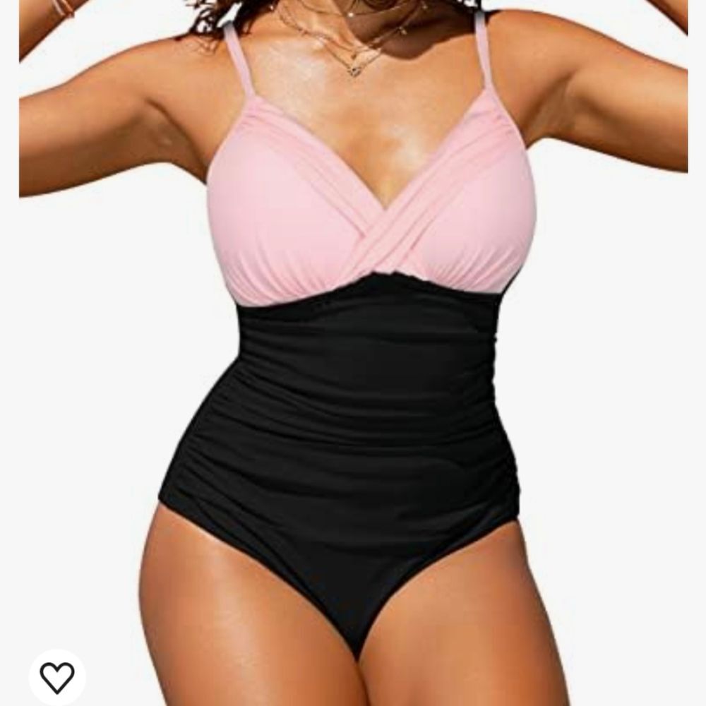 Hilor Women's‎ One Piece Swimsuits Sexy Slimming Twist Tummy Contrl

A43